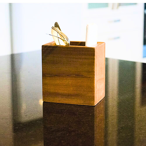 Cutlery holder on the kitchen bench